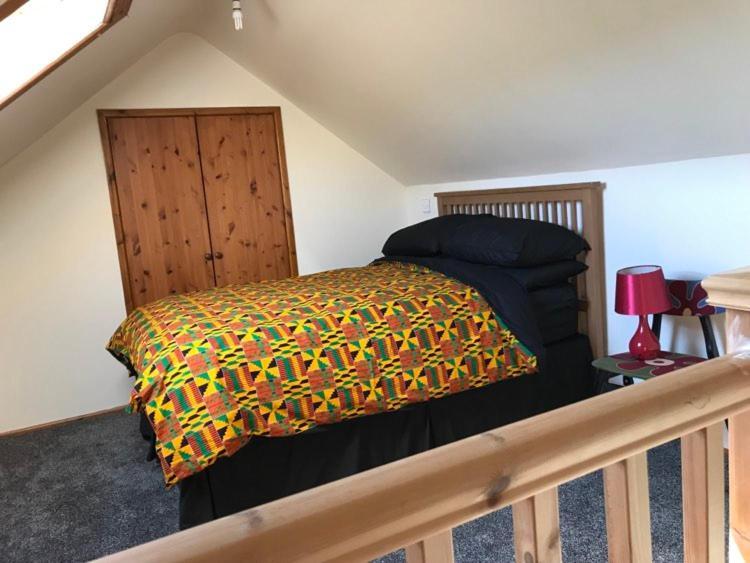 River Airebnb Homestay Bradford (West Yorkshire)