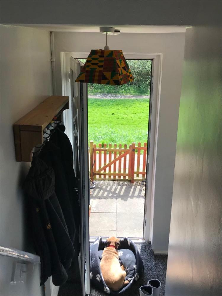 River Airebnb Homestay Bradford (West Yorkshire)